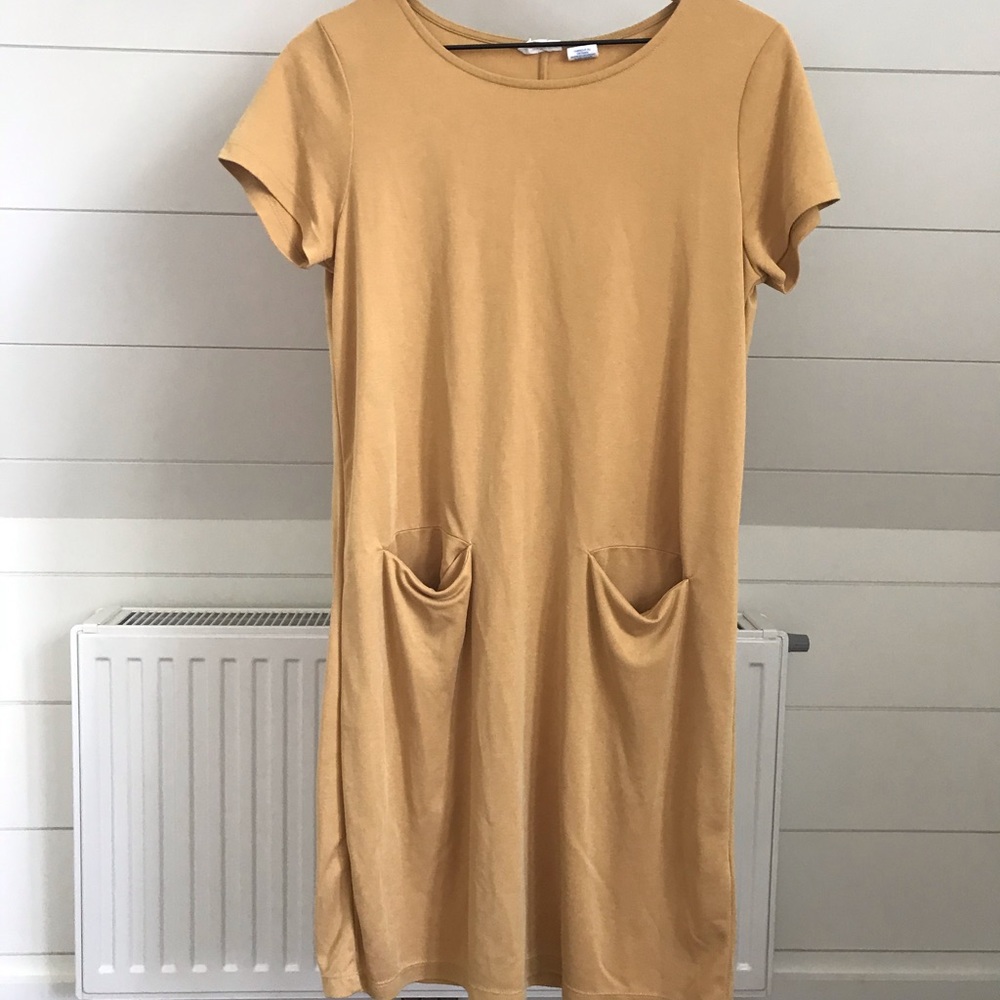 Yellow T shirt Dress with Pockets